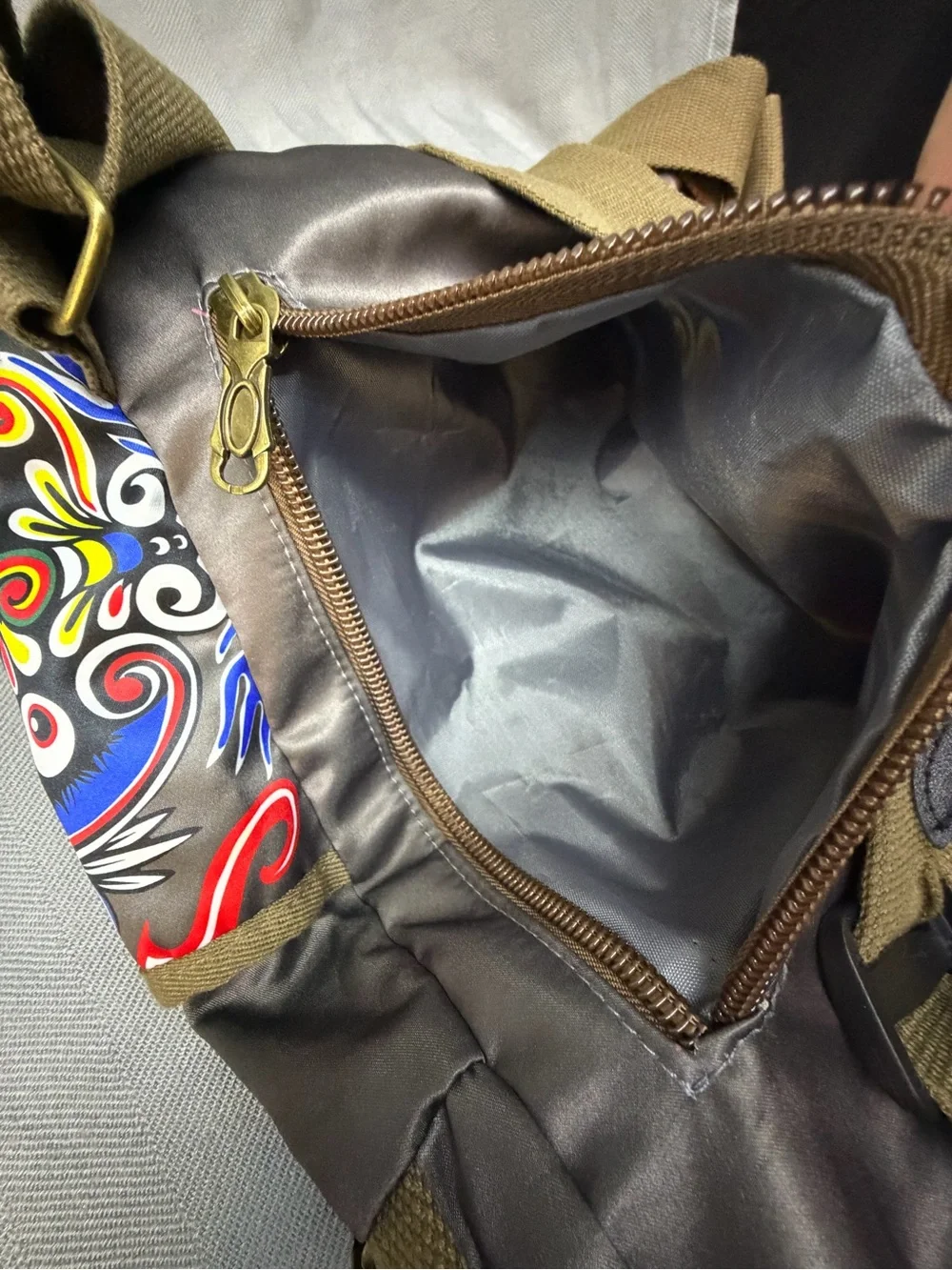 Meizhidao backpack/handle/book bag, Asian dragon, pattern, travel side pockets